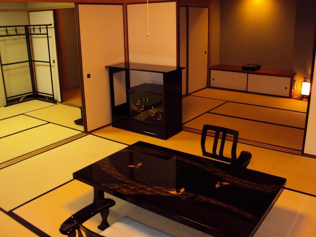 Kinugawa Onsen Sanraku Hotel Nikko Buitenkant foto