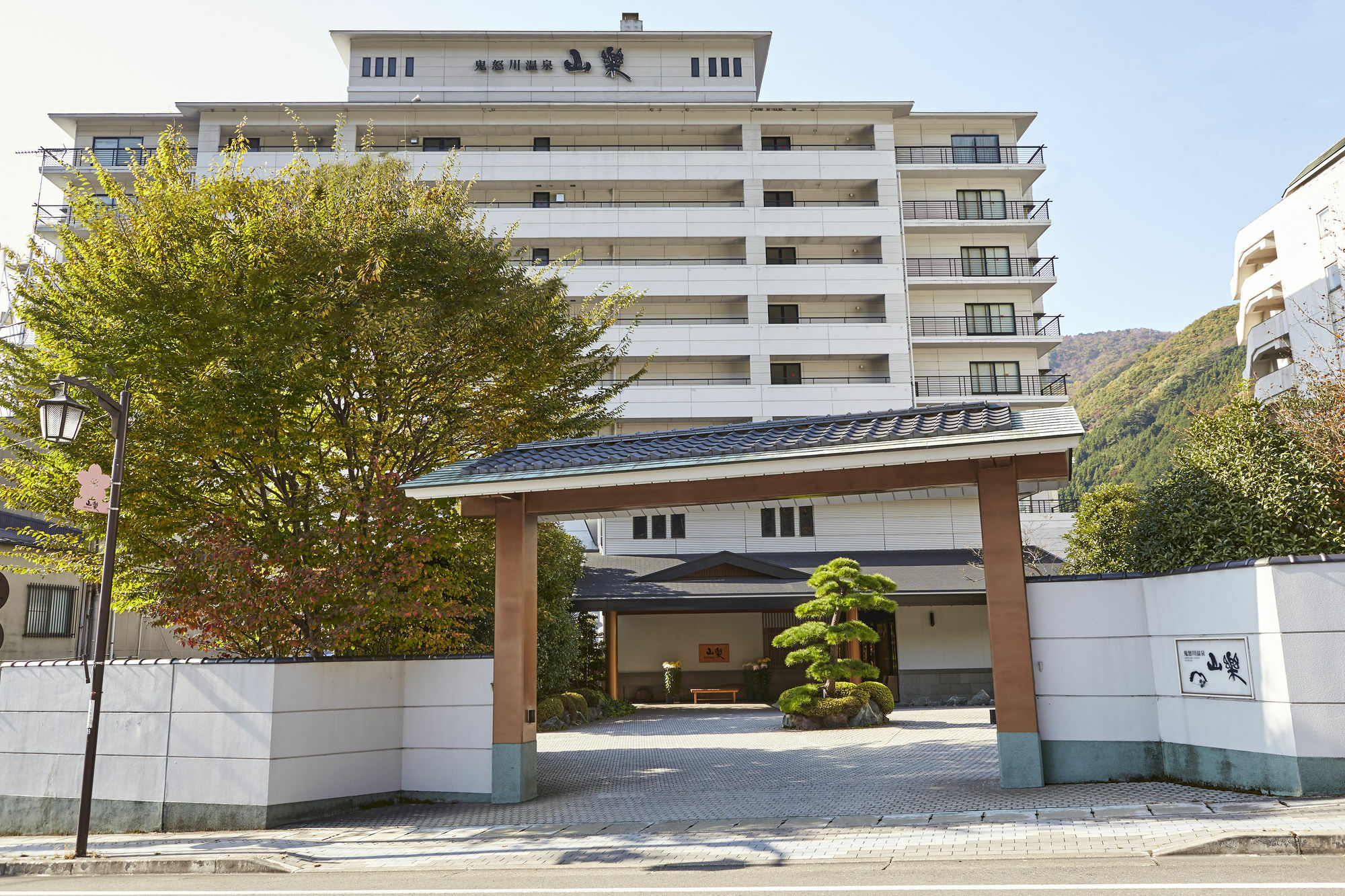Kinugawa Onsen Sanraku Hotel Nikko Buitenkant foto